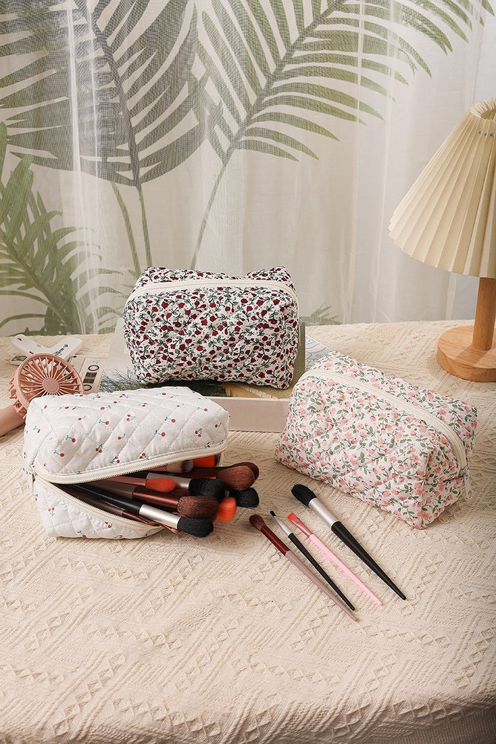 Ditsy Quilted Floral Cosmetic Pouch Bag - 4 Colors