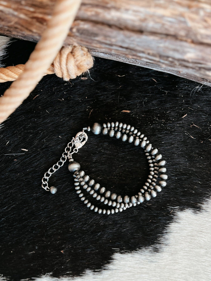 Handmade Navajo Inspired Adjustable Bracelet | gussieduponline