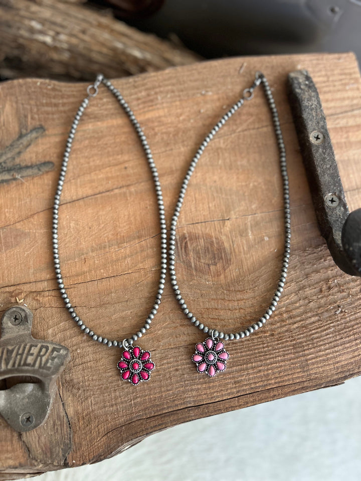Pink Little Flower Navajo Beaded Necklace - 2 Colors | gussieduponline