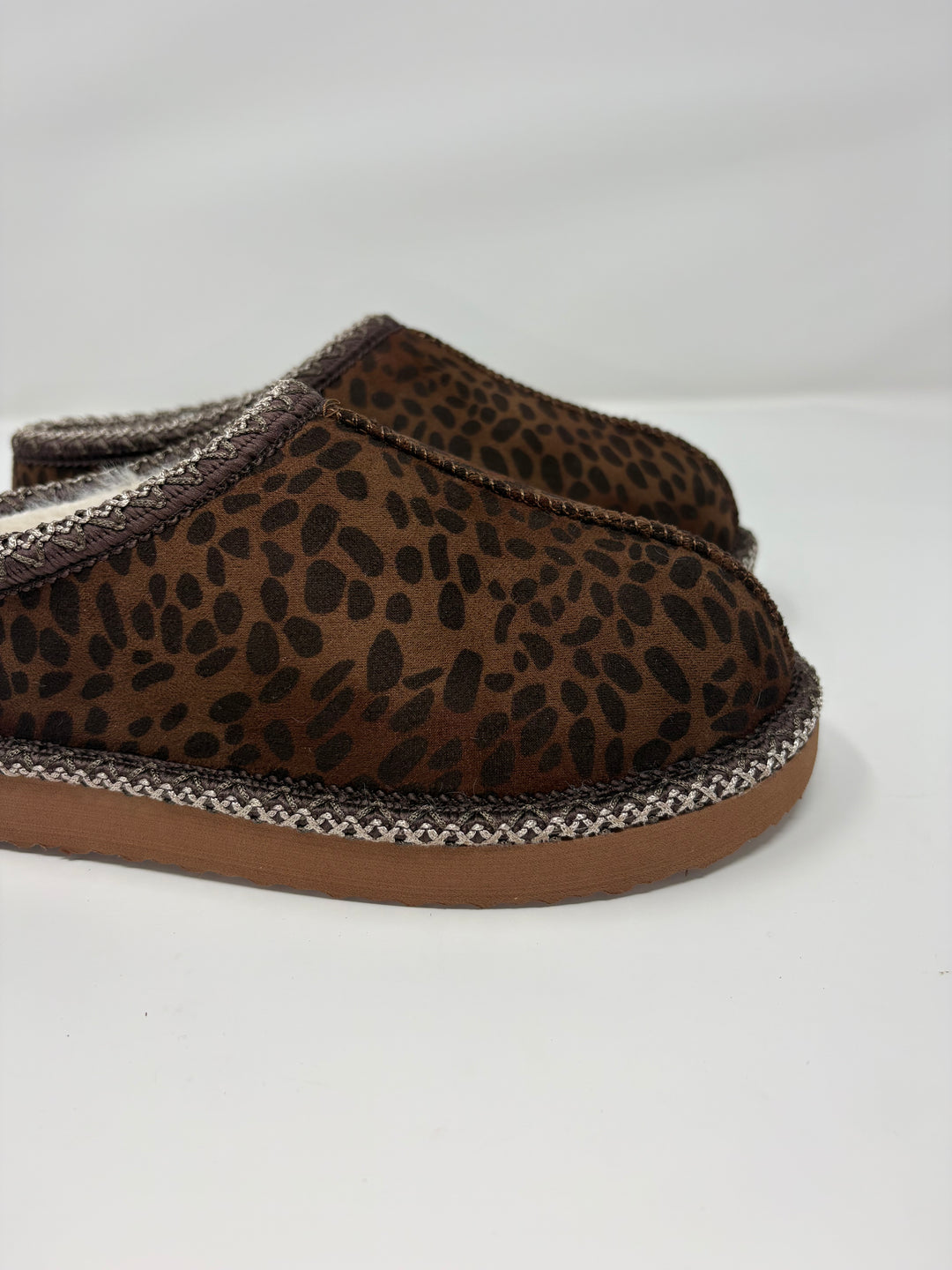 Very G Georgina Tan Leopard Slippers