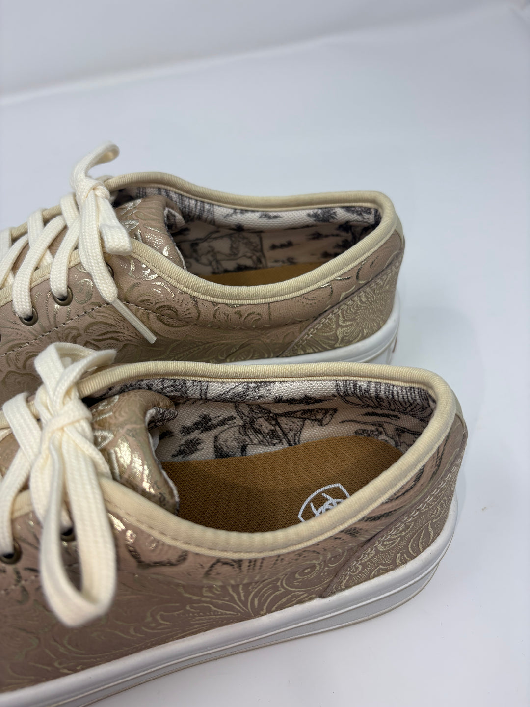 Women's Ariat Skylar Pearl Floral Embossed Shoes