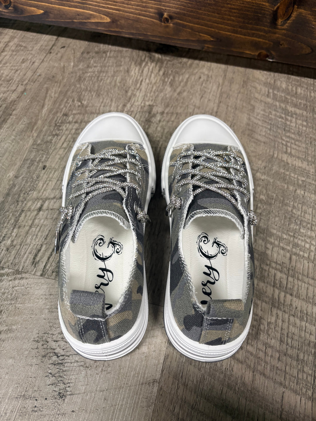 Aman Khaki Camo Sneakers