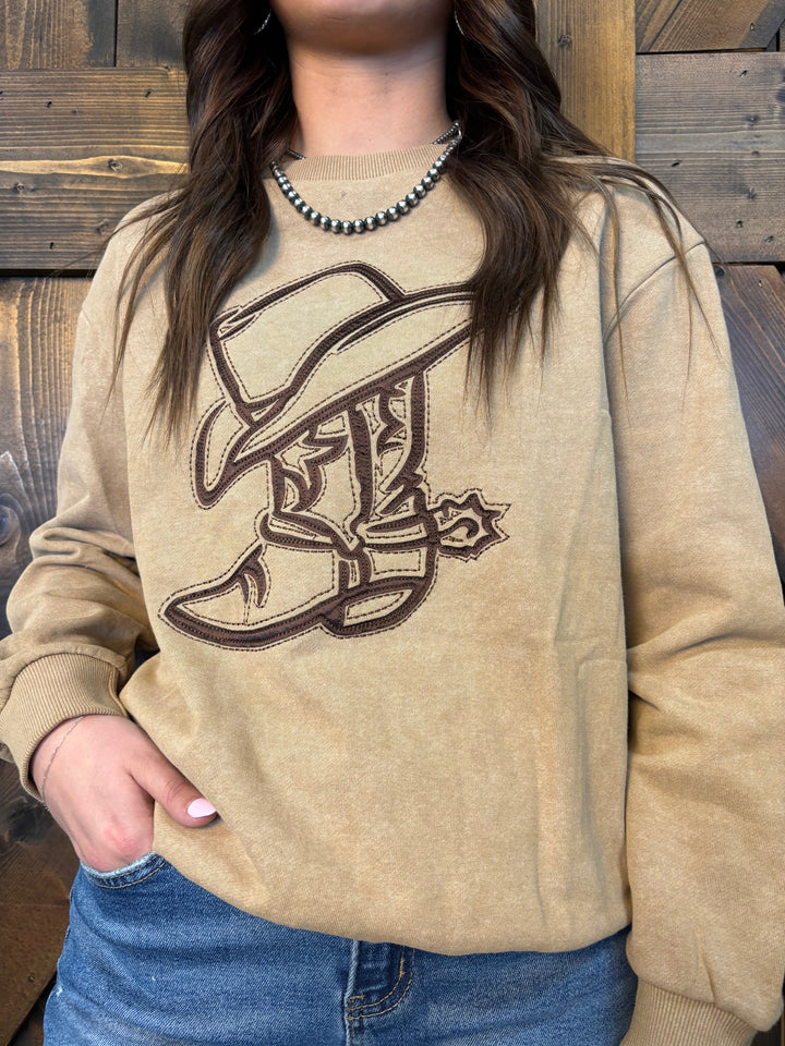 L&B Camel Vintage Embroidered Detailed Sweatshirt