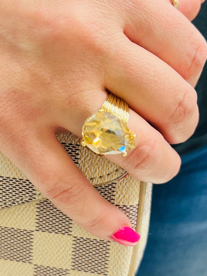 Evian Gold Ring | gussieduponline