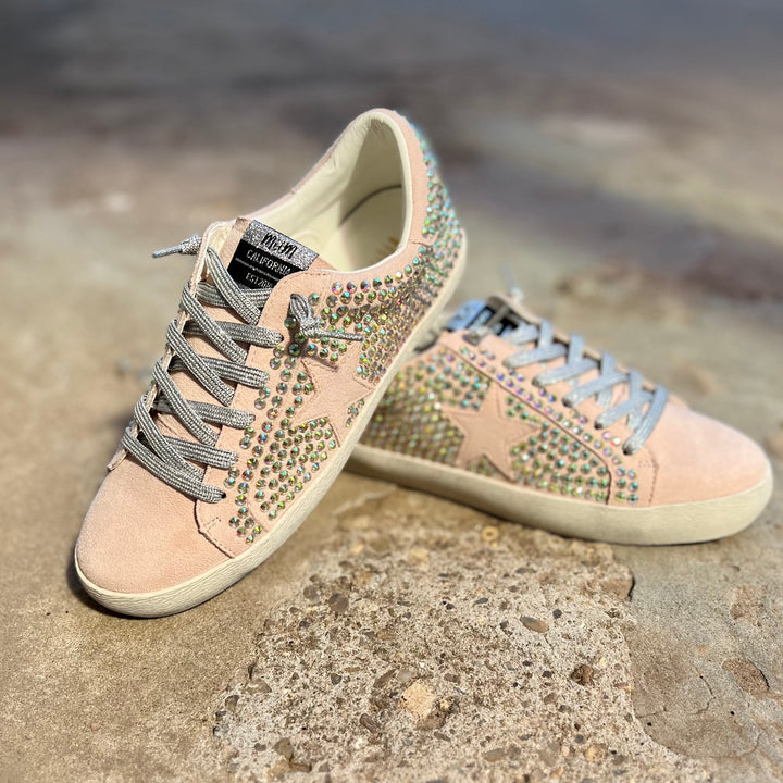 Highlight Of My Outfit Sneakers | gussieduponline