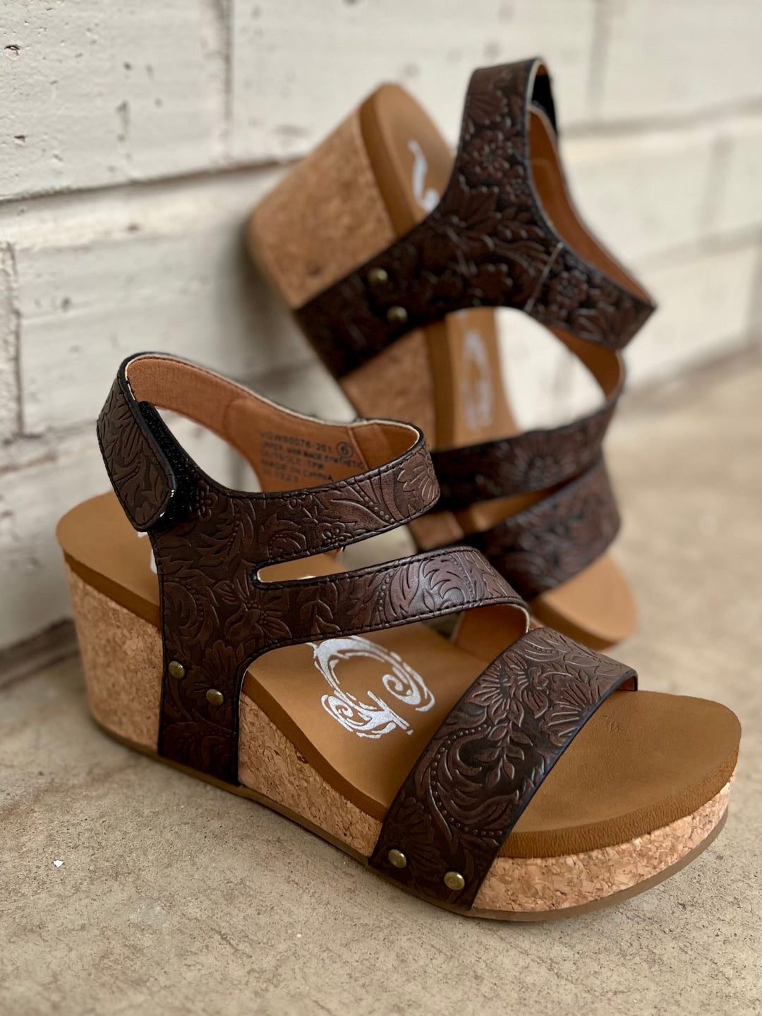 Night Out In Fort Worth Sandals | gussieduponline
