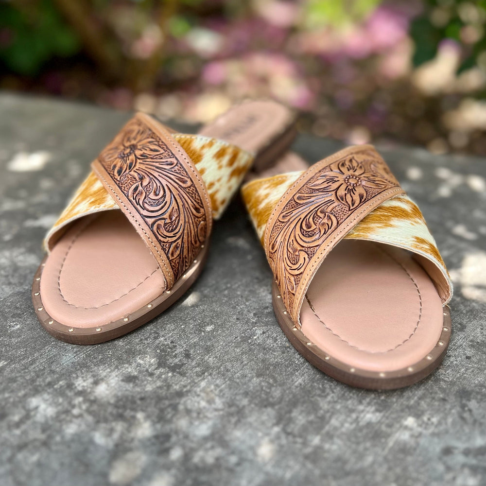 Mukluk Western Hand Tooled Sandals | gussieduponline