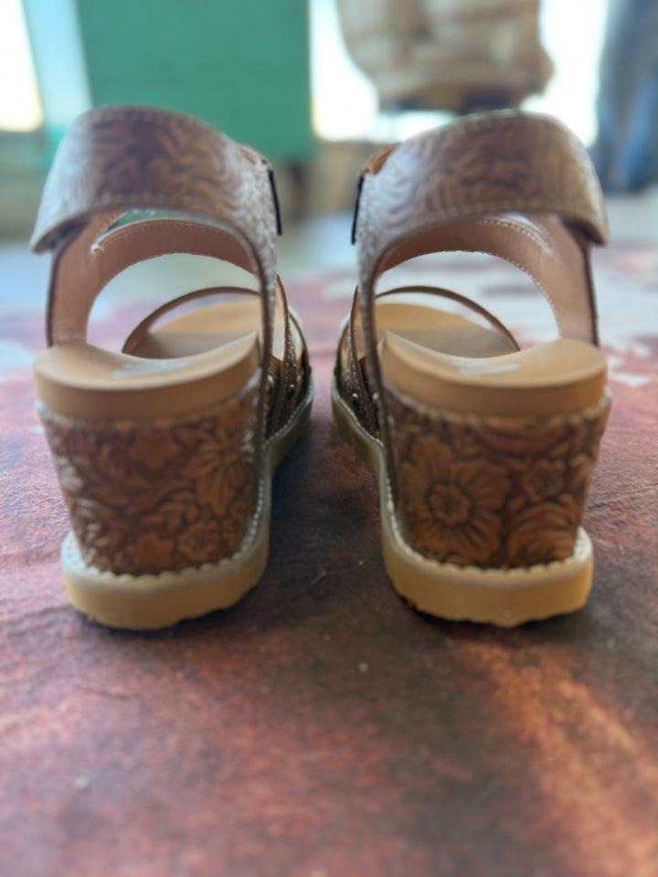 Very G Tan Verde Trail Wedges