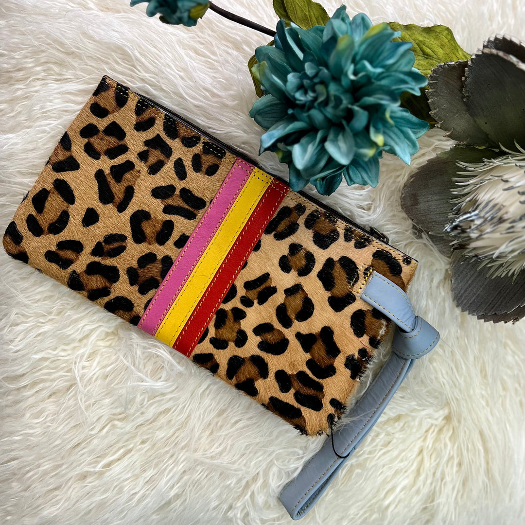 Lyla Leather Wristlet -3 Colors | gussieduponline