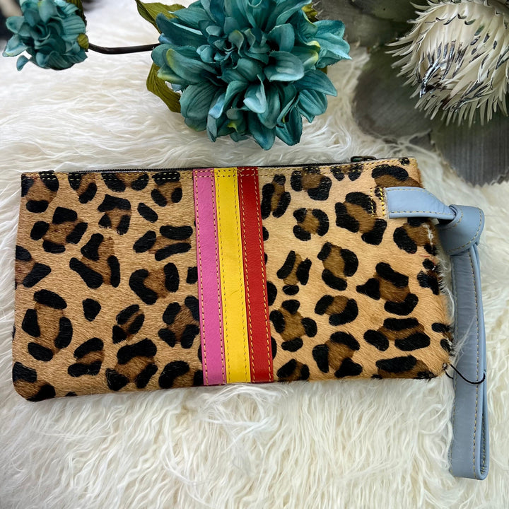 Lyla Leather Wristlet -3 Colors | gussieduponline