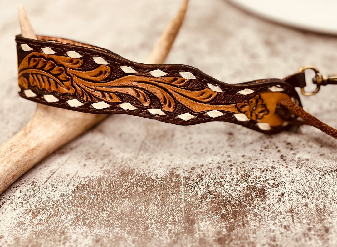 'Round The West Darlin' Wristlet | gussieduponline