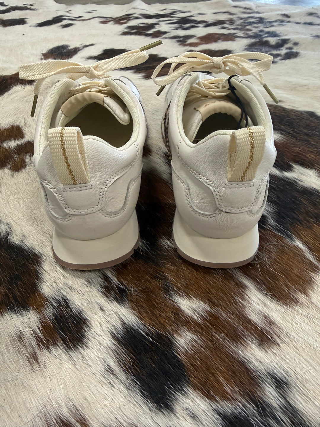 Women's Ariat Ranch Runner Cream & Leopard Sneakers