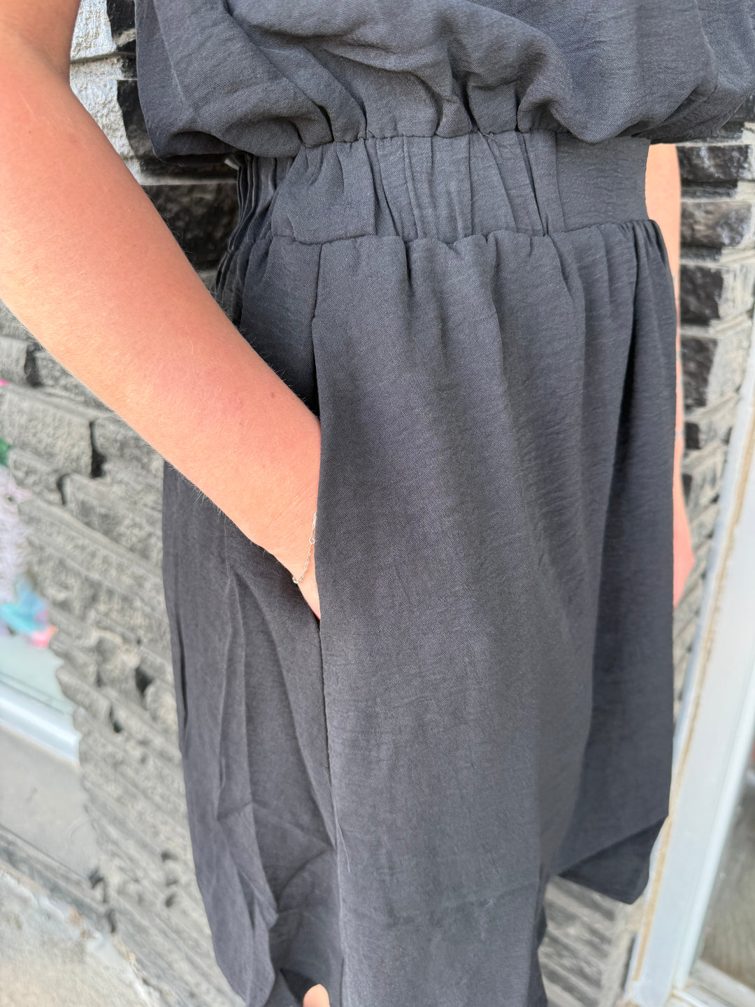 Timing  Black Round Neck Ruffled Short Sleeve Dress