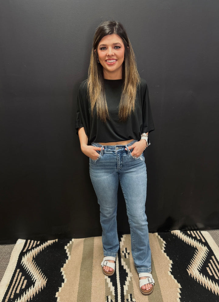 Risen Mid Rise Straight Leg Jeans*