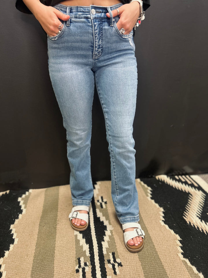 Risen Mid Rise Straight Leg Jeans*