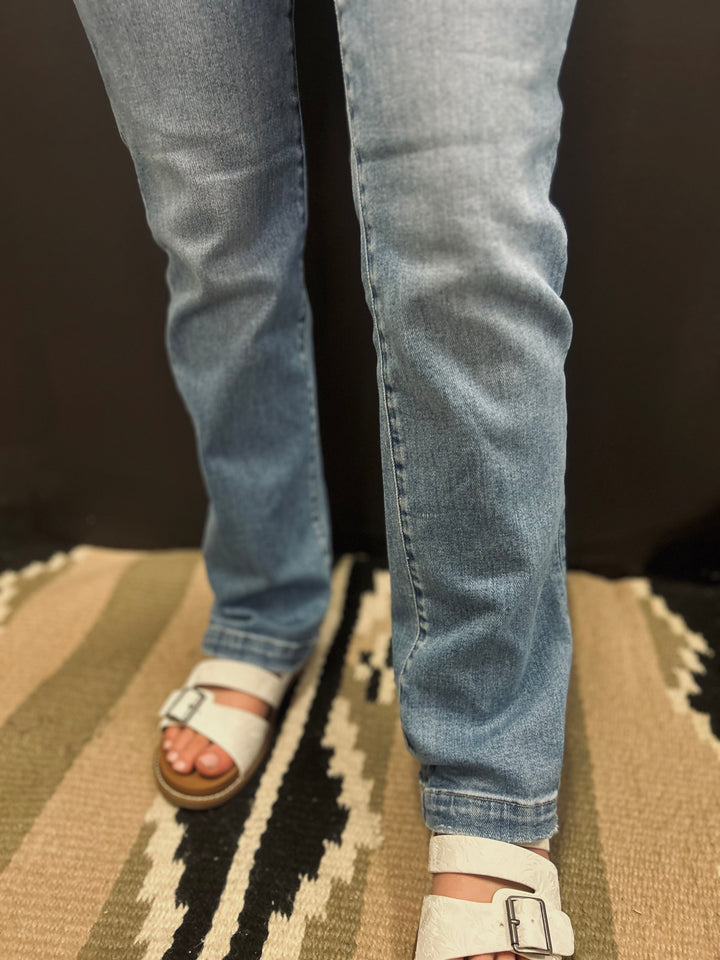 Risen Mid Rise Straight Leg Jeans*