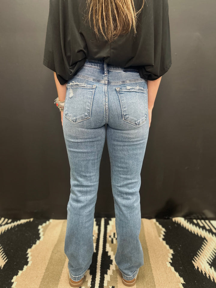 Risen Mid Rise Straight Leg Jeans*