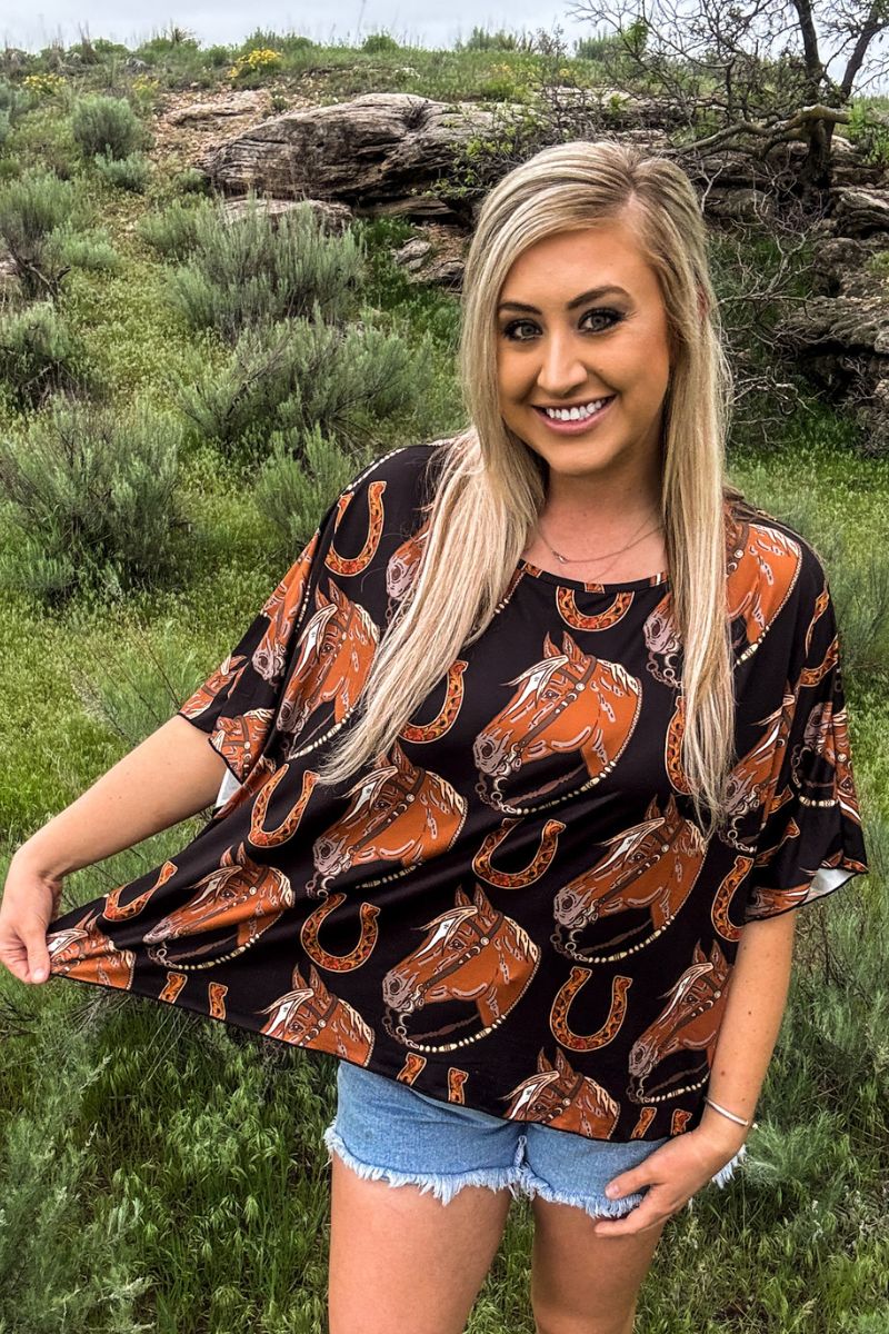 Sterling Kreek The Lucky Horse Shoe Top*