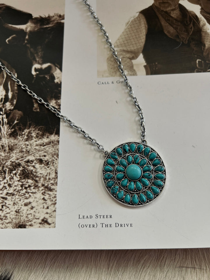 The Round About Turquoise Necklace