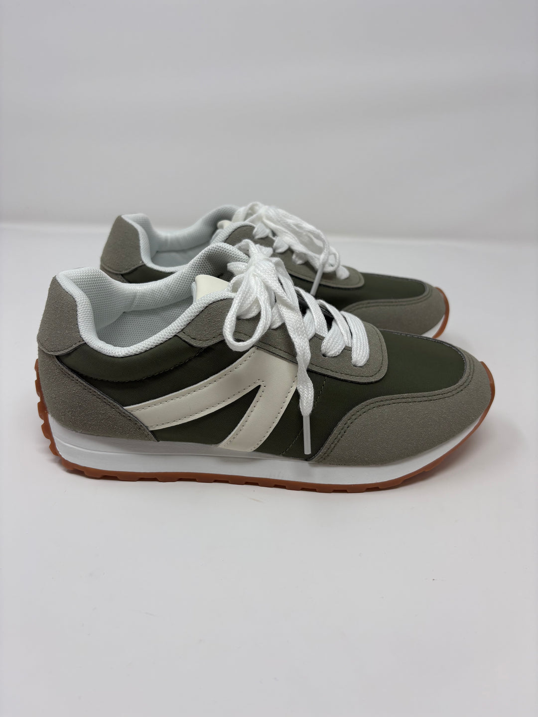 Very G Joel Olive Sneakers
