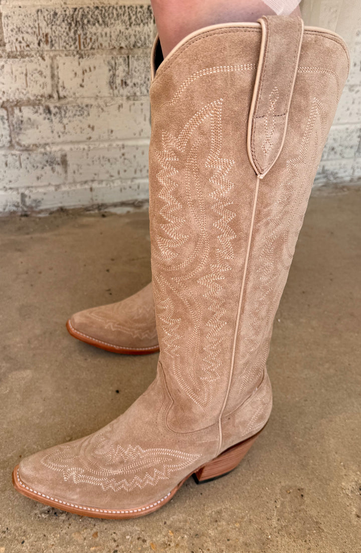 Women's Ariat Taupe Casanova XToe Boots