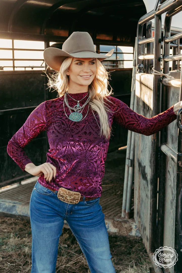 PLUS Crater Lake Top | gussieduponline