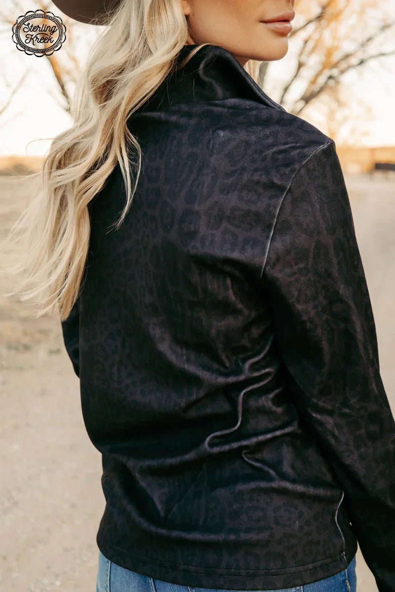 Plus Shadow City Pullover | gussieduponline