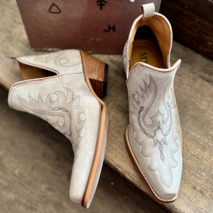 Cream Leather Hold A Grudge Booties | gussieduponline