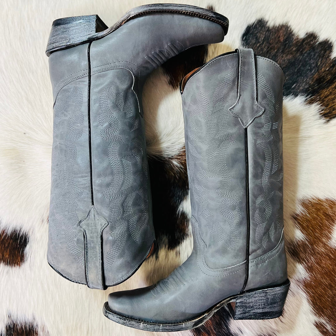 Storm In Her Eyes Leather Boots | gussieduponline