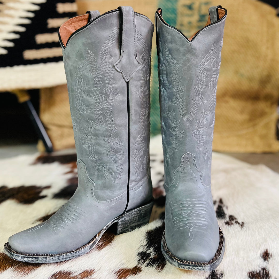 Storm In Her Eyes Leather Boots | gussieduponline